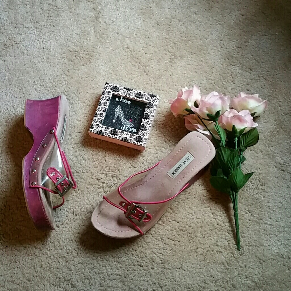 Magenta Steve Madden Mule Sandals